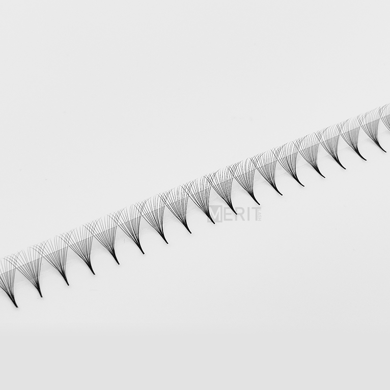 Narrow-Fan-Premade-Fan-14D-(chụp-gần) (1) Narrow-Fan-Premade-Fan-14D-(chụp-gần) (1)